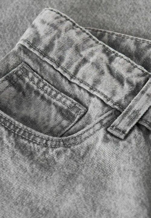 Προηγμένος βοηθός πλύσης για το μαύρο τζίνι